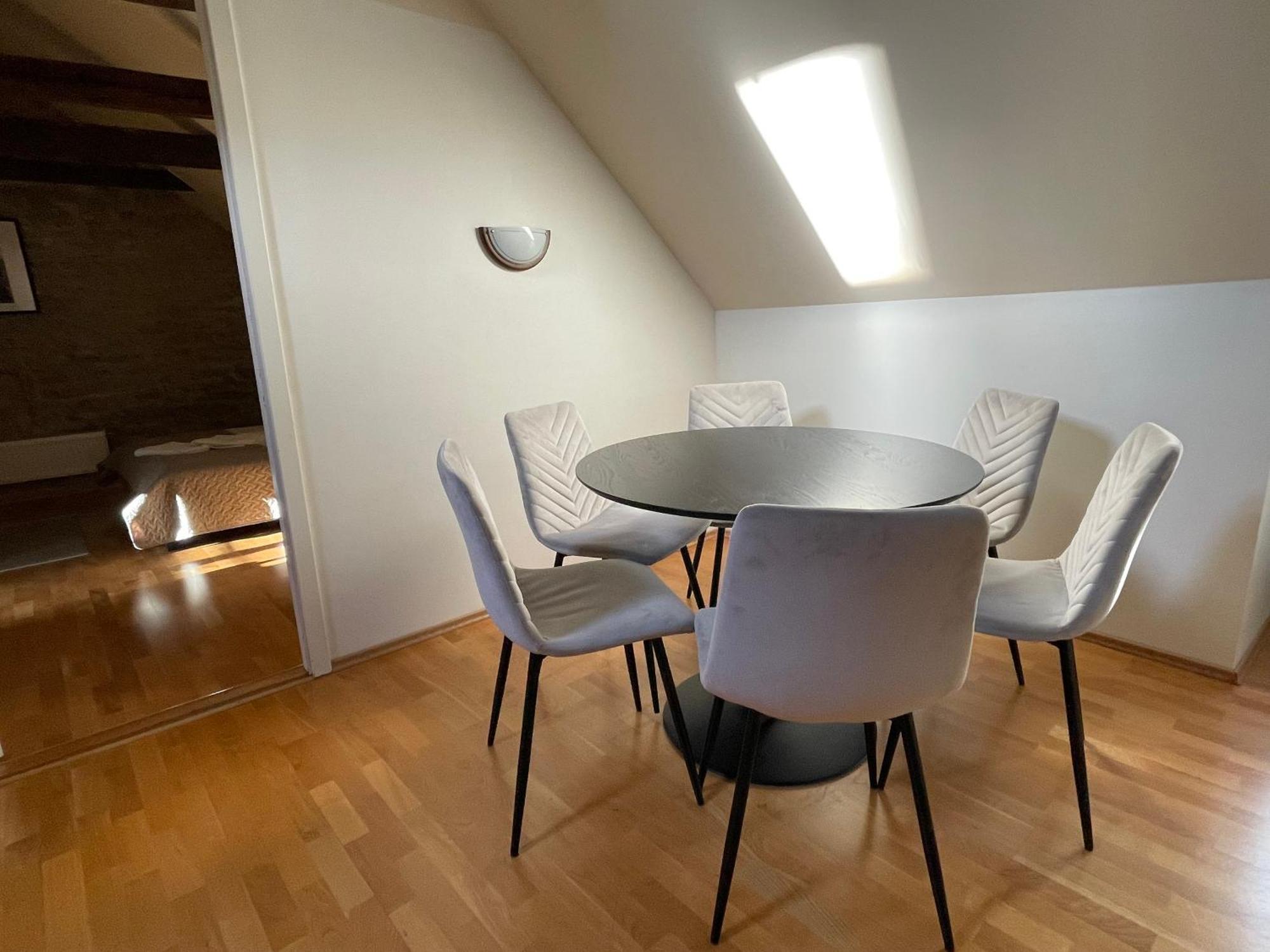 Old Town - Muurivahe Apartment Tallinn Dış mekan fotoğraf